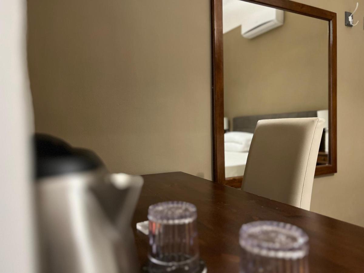 Relais Ranieri Bed & Breakfast เนเปิลส์ ภายนอก รูปภาพ